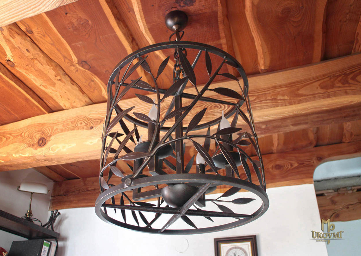 Kovaný luster VŔBA - štýlové interiérové svietidlo