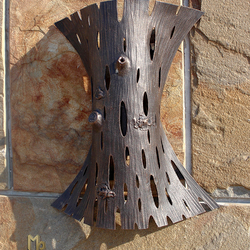 Ručne kovaná nástenná lampa KÔRA IV. - exteriérové bočné svietidlo